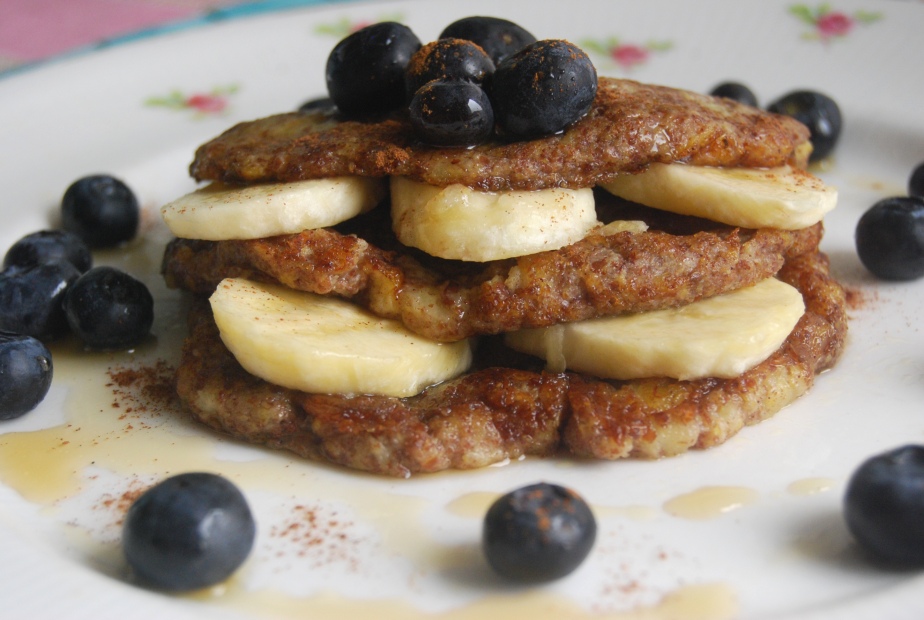 Flax and Banana Pancakes: 3 ingredients, Gluten-free and Vegan